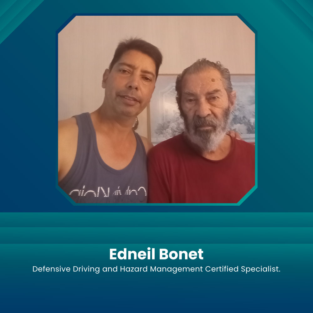 Edneil Bonet Headshot